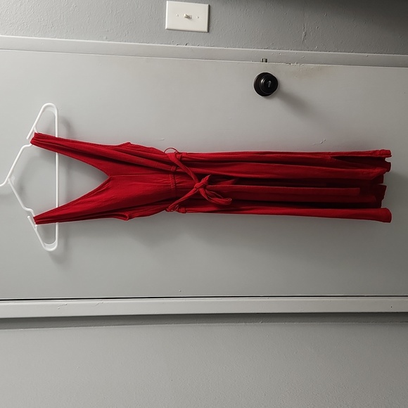 Universal Thread Red Dress - Picture 3 of 4